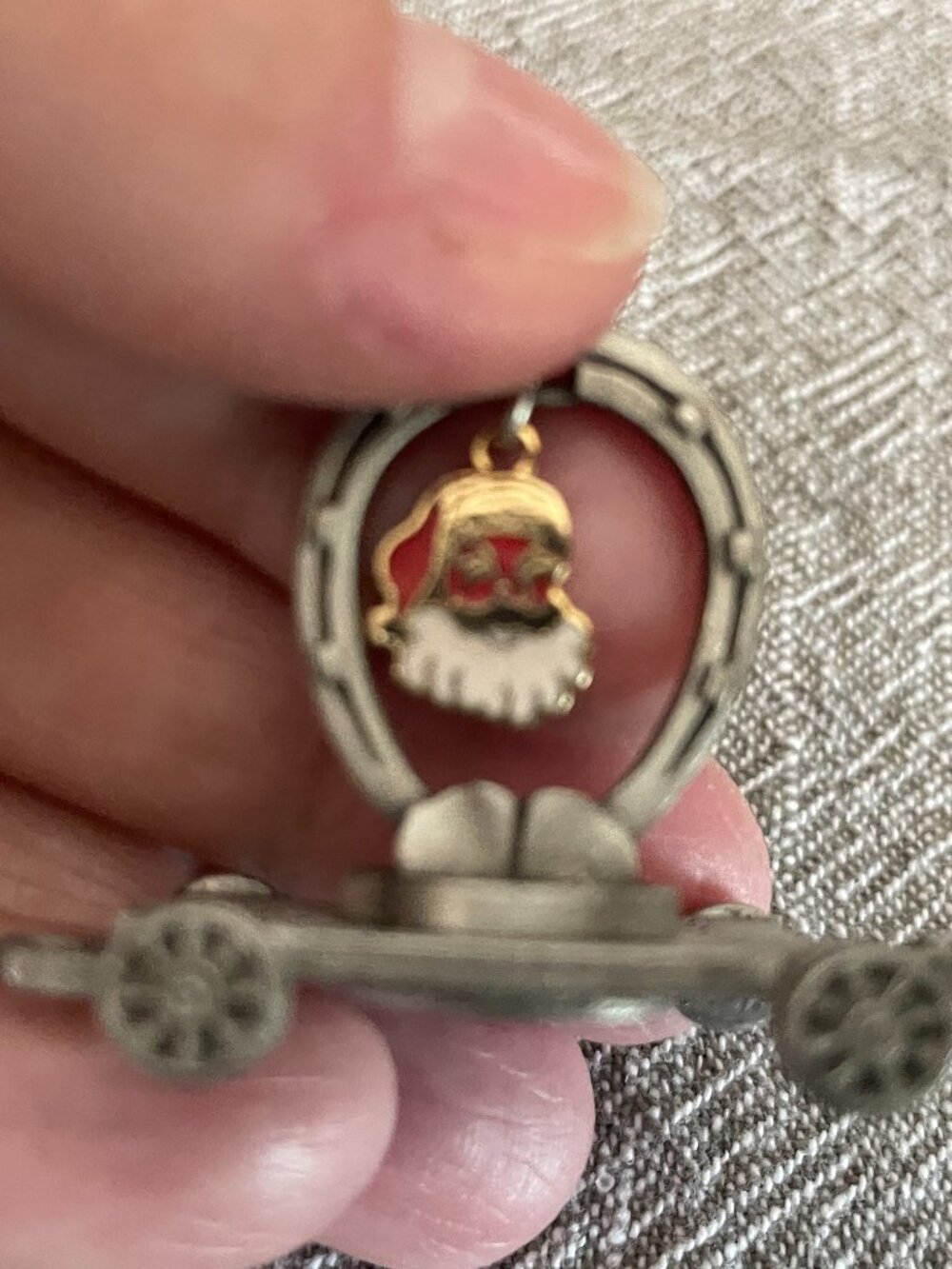 FORT PEWTER - LASTING EXPRESSIONS PEWTER TRAIN RAISED RAILBED CAR SANTA CLAUS.